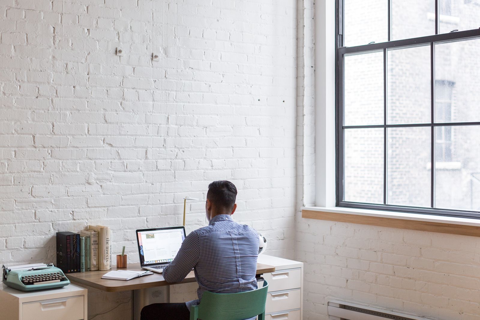Teletrabajo desde otra ciudad: 5 requisitos y como pagarlo cero